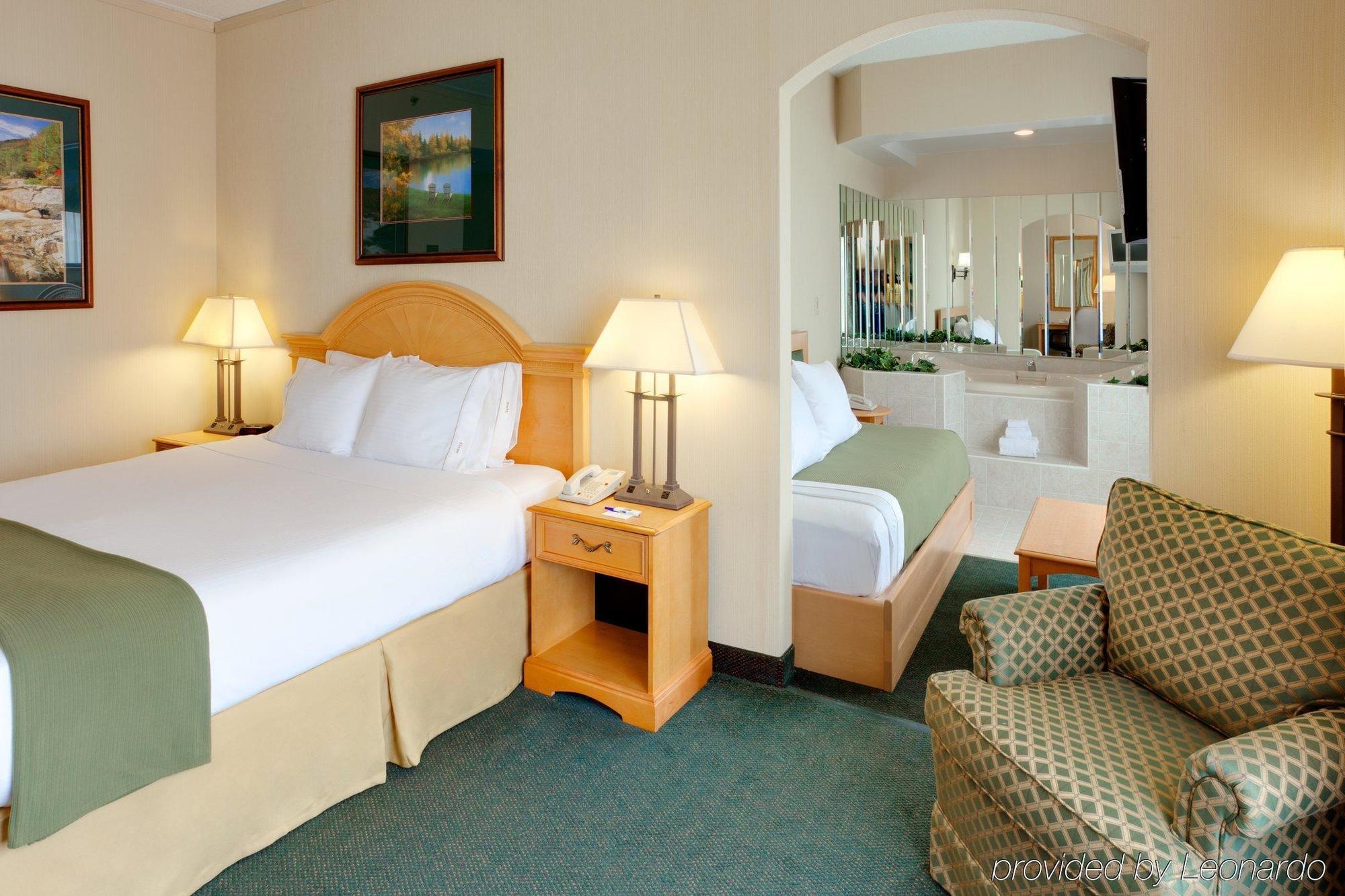 Holiday Inn Express Hotel & Suites Watertown - Thousand Islands, An Ihg Hotel Cameră foto